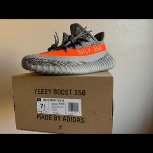 NWT YEEZY BOOST 350 V2 Beluga